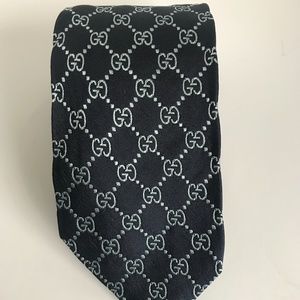 GUCCI GG Logo Dark Blue & Silver Necktie